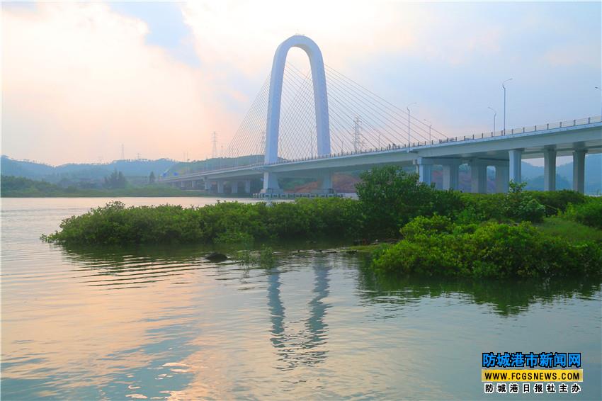 防城港西湾绿道沿途风景如画